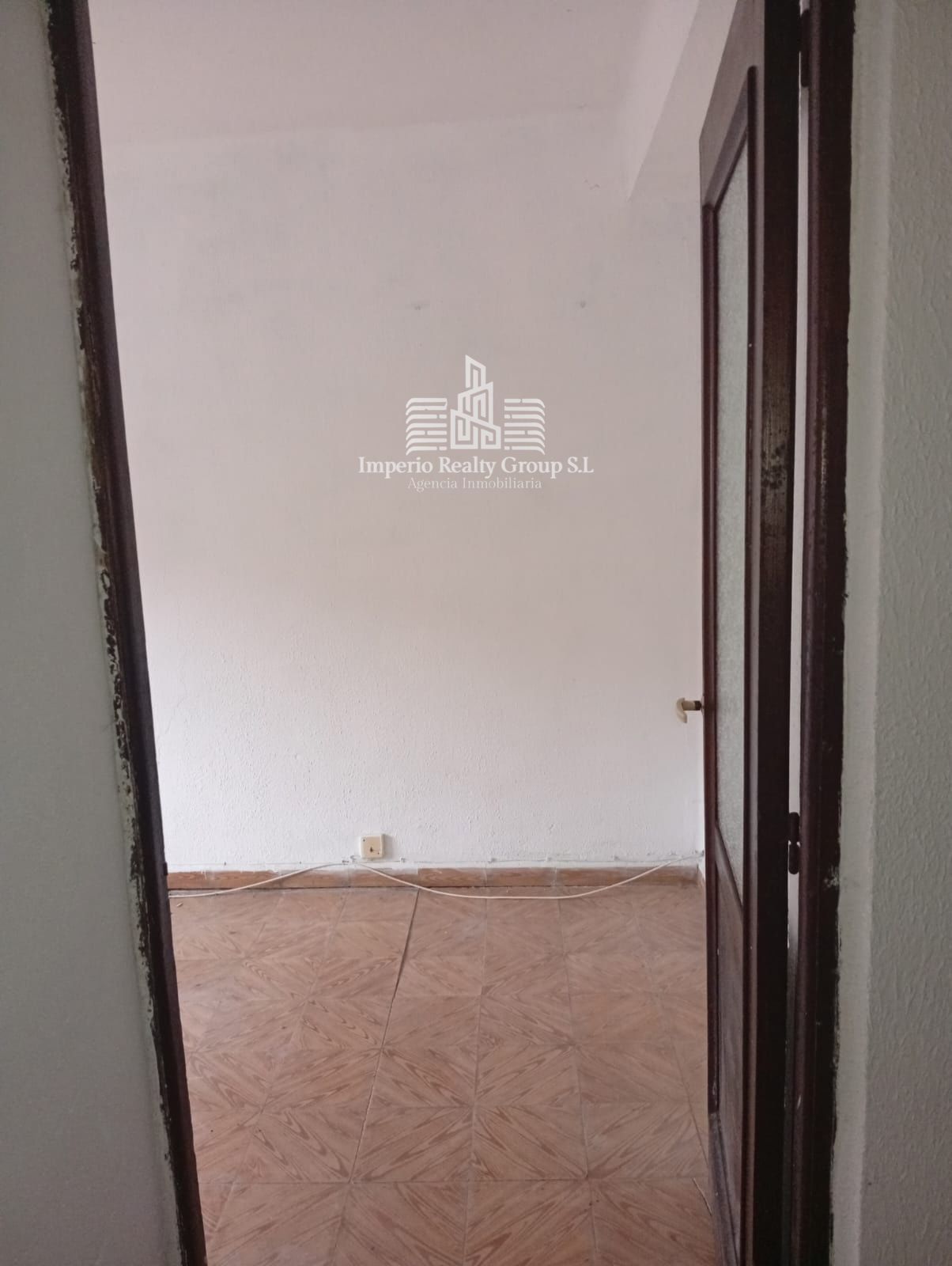 CHOLLO A REFORMAR EN MIERES – BAJO CON PATIO