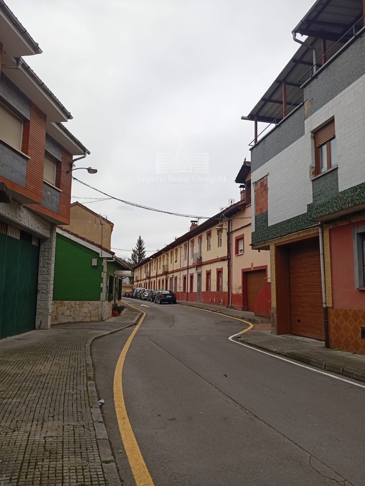 CHOLLO A REFORMAR EN MIERES – BAJO CON PATIO