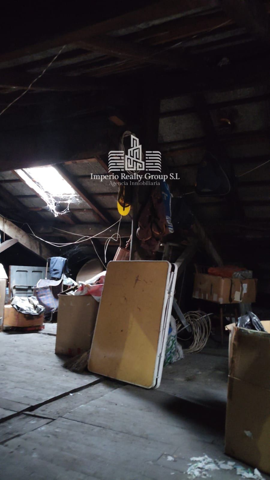 Edificio completo en Figaredo por 72.000 € – Ideal vivienda o inversión