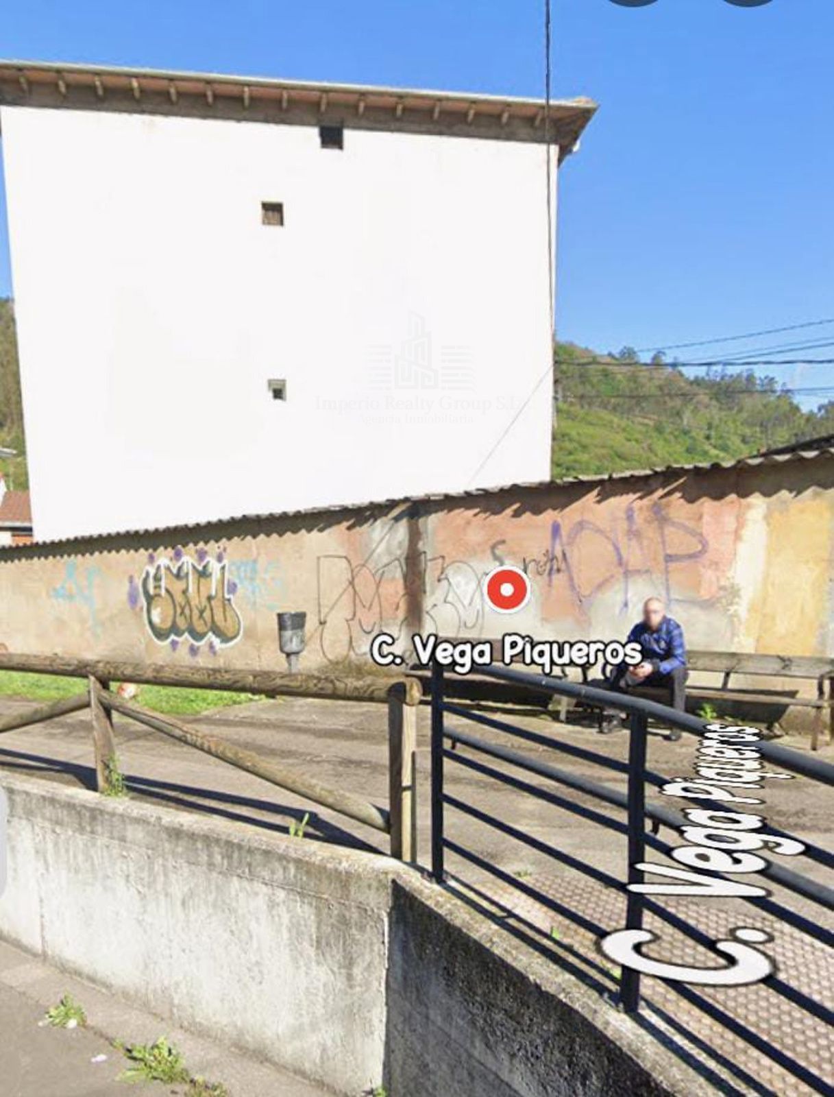 Edificio completo en Figaredo por 72.000 € – Ideal vivienda o inversión