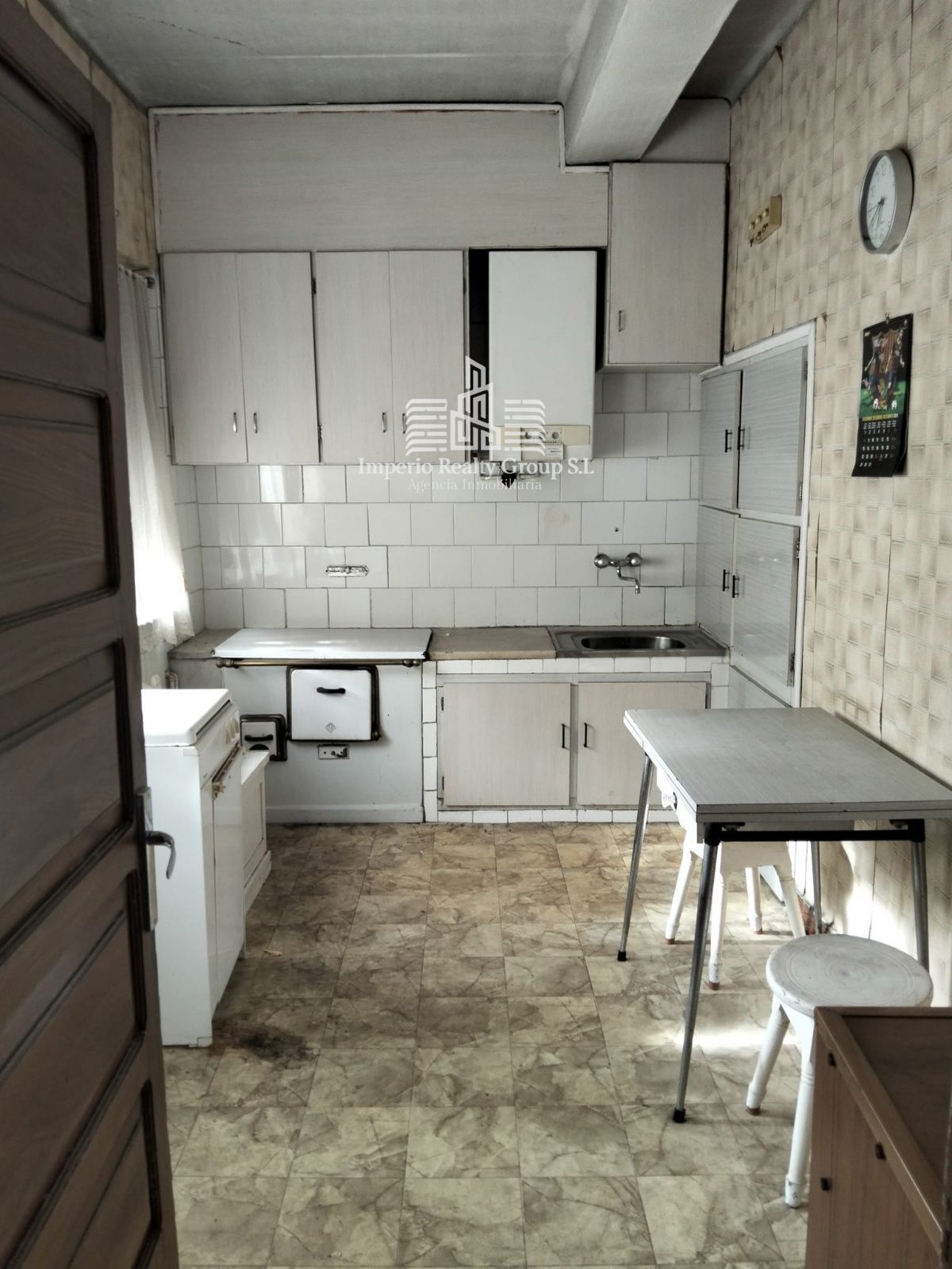 Edificio completo en Figaredo por 72.000 € – Ideal vivienda o inversión