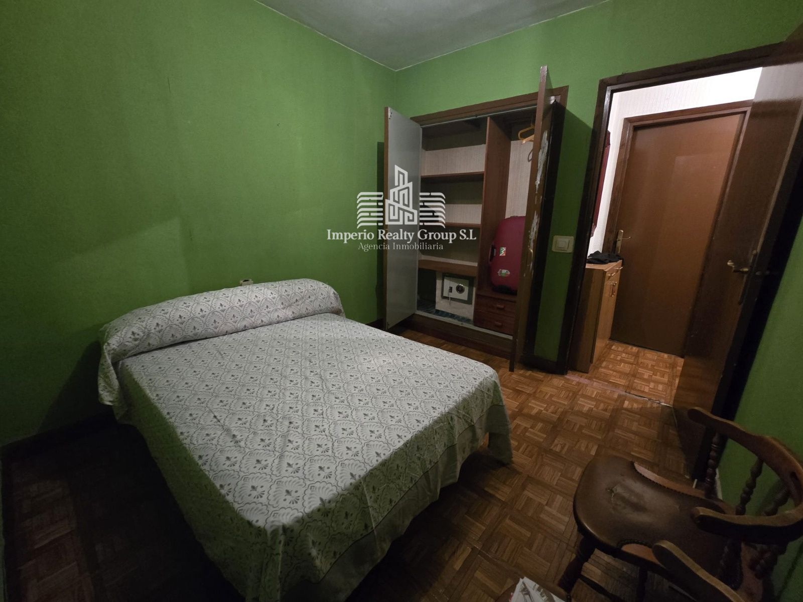 🏡 Piso exterior de 3 dormitorios con terrazas y vistas a la montaña en Oyanco – 48.000 €