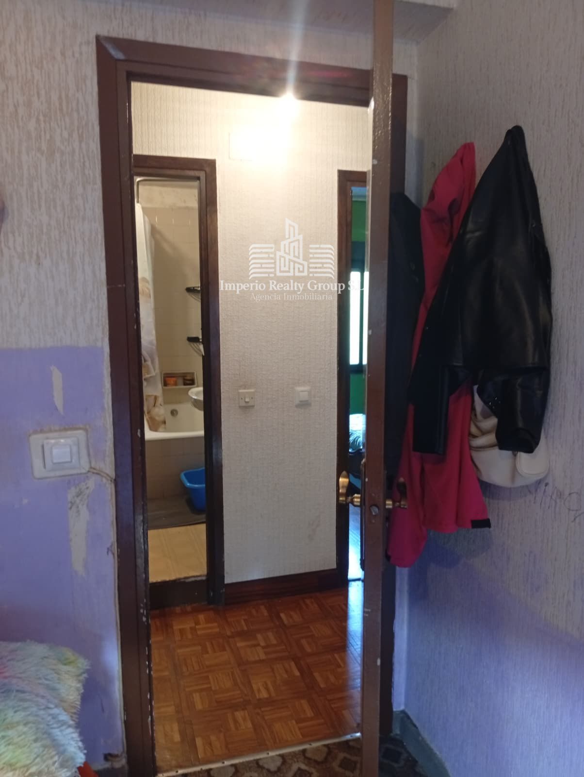 🏡 Piso exterior de 3 dormitorios con terrazas y vistas a la montaña en Oyanco – 48.000 €