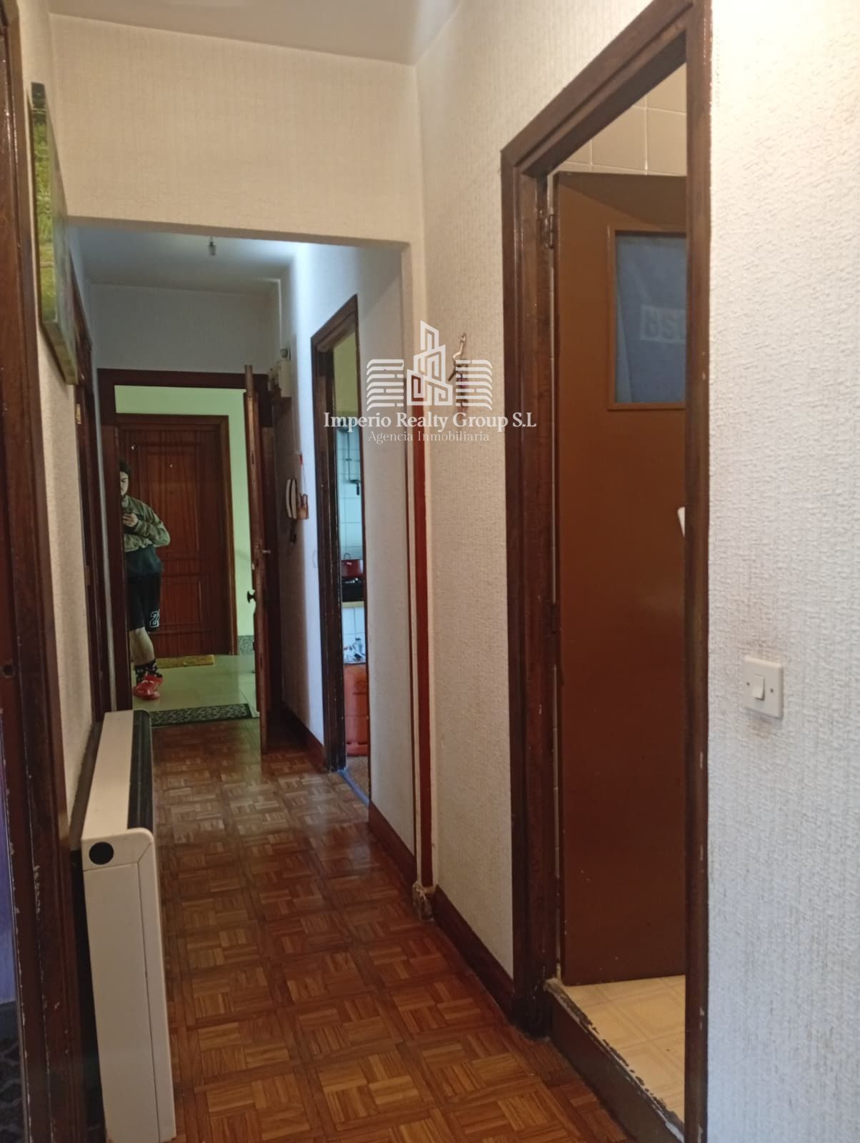 🏡 Piso exterior de 3 dormitorios con terrazas y vistas a la montaña en Oyanco – 48.000 €
