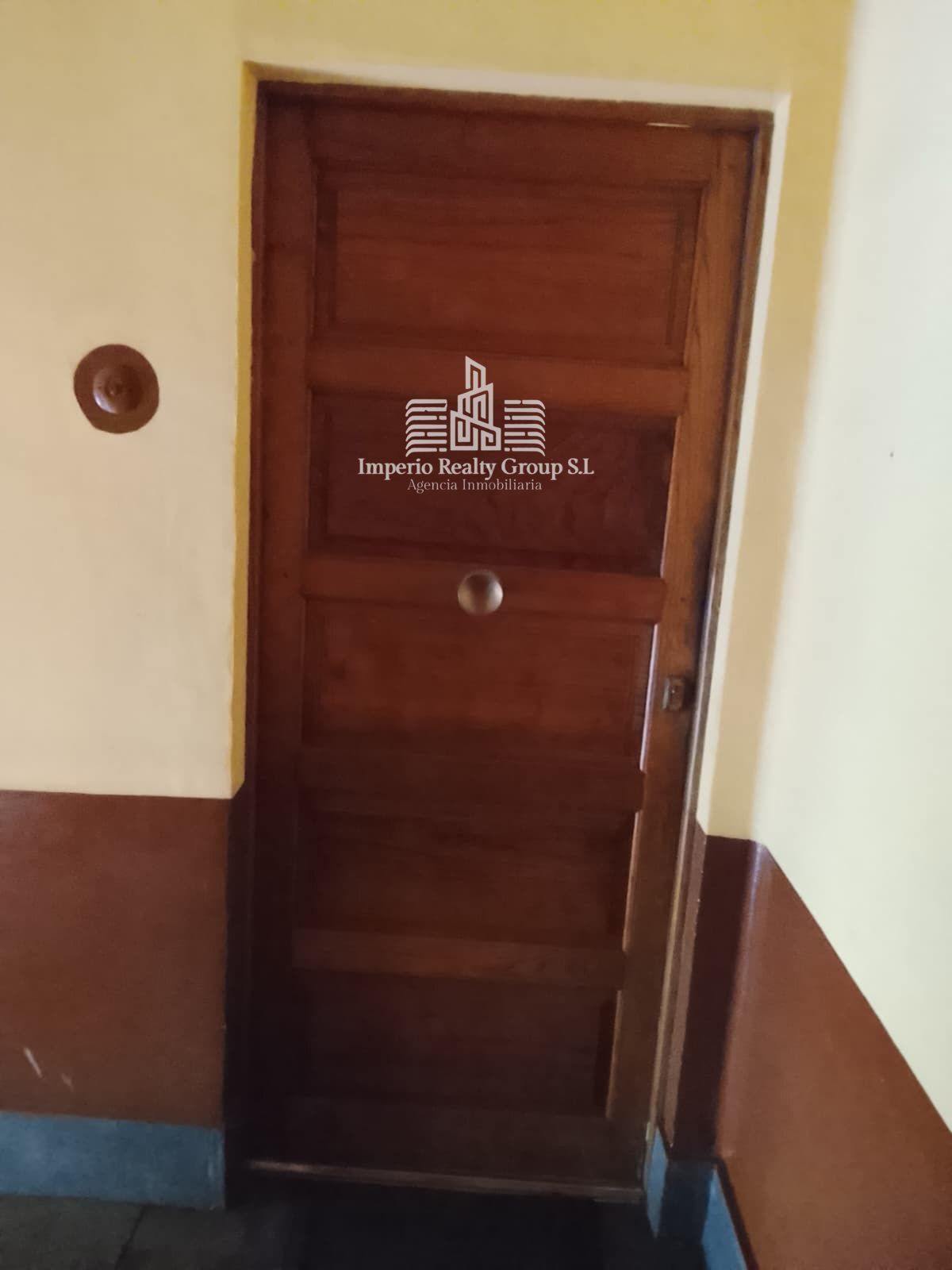 🏡 Piso de 67 m² con 3 dormitorios para reformar en Figaredo – ¡65.000 €!