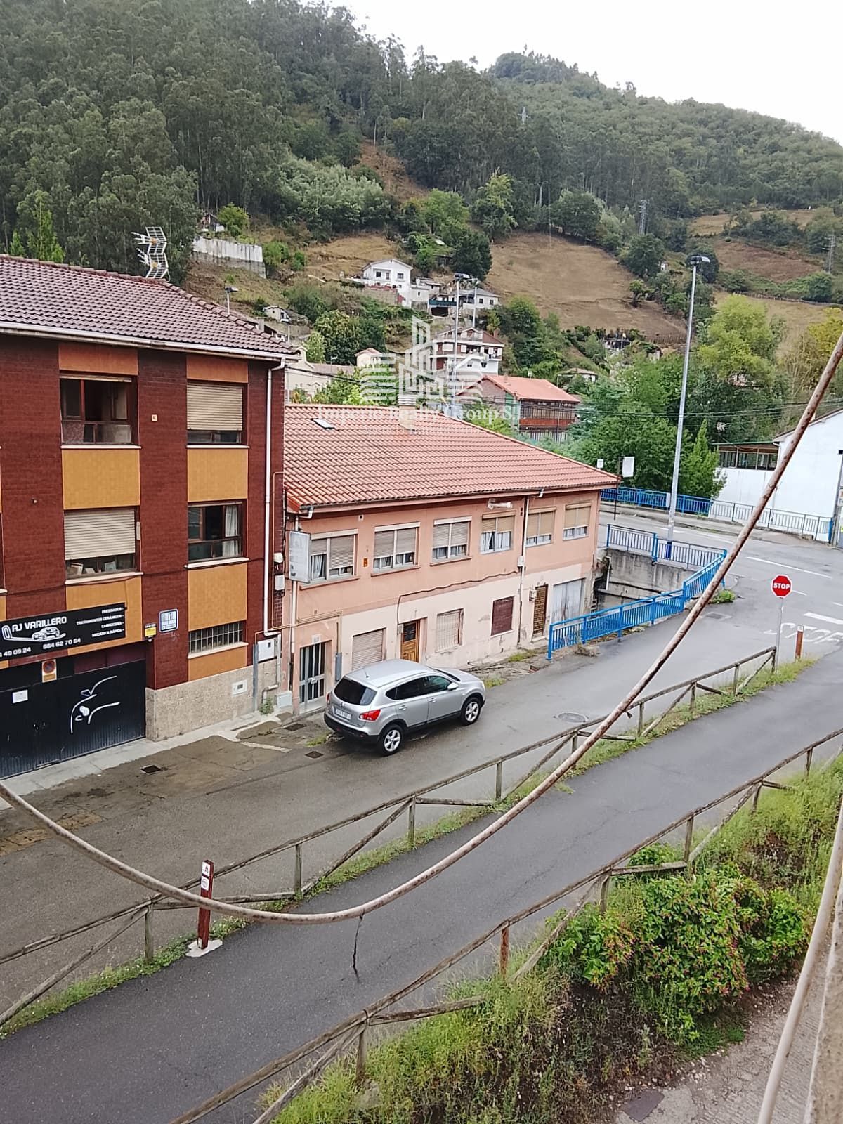 🏡 Piso de 67 m² con 3 dormitorios para reformar en Figaredo – ¡65.000 €!