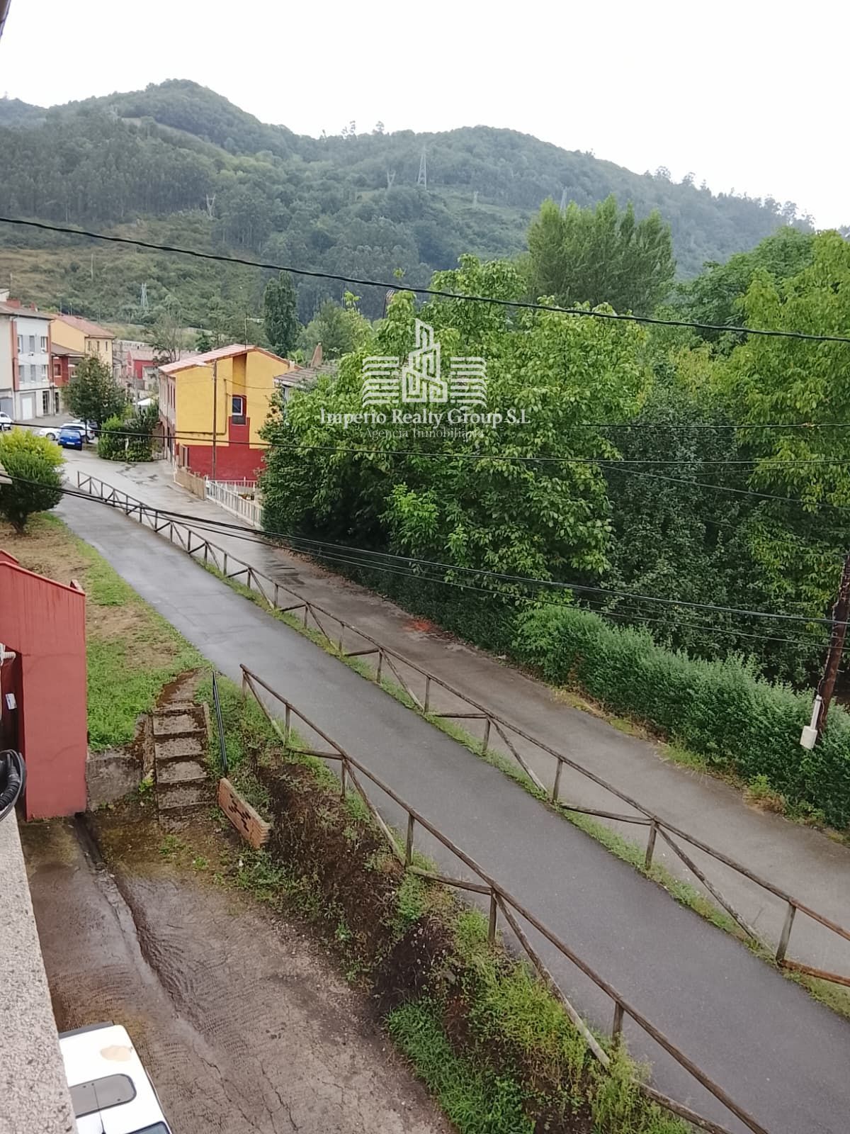 🏡 Piso de 67 m² con 3 dormitorios para reformar en Figaredo – ¡65.000 €!