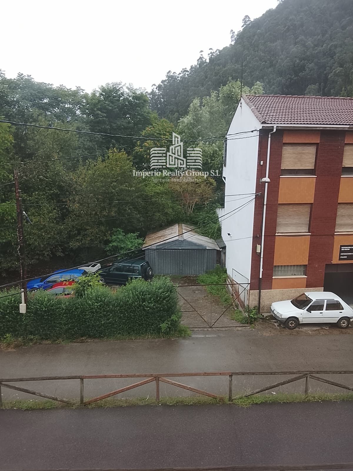 🏡 Piso de 67 m² con 3 dormitorios para reformar en Figaredo – ¡65.000 €!