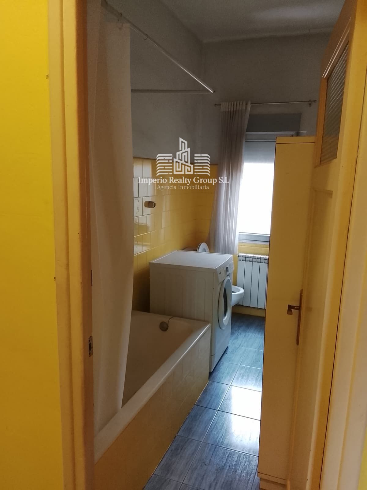 🏡 Piso de 67 m² con 3 dormitorios para reformar en Figaredo – ¡65.000 €!