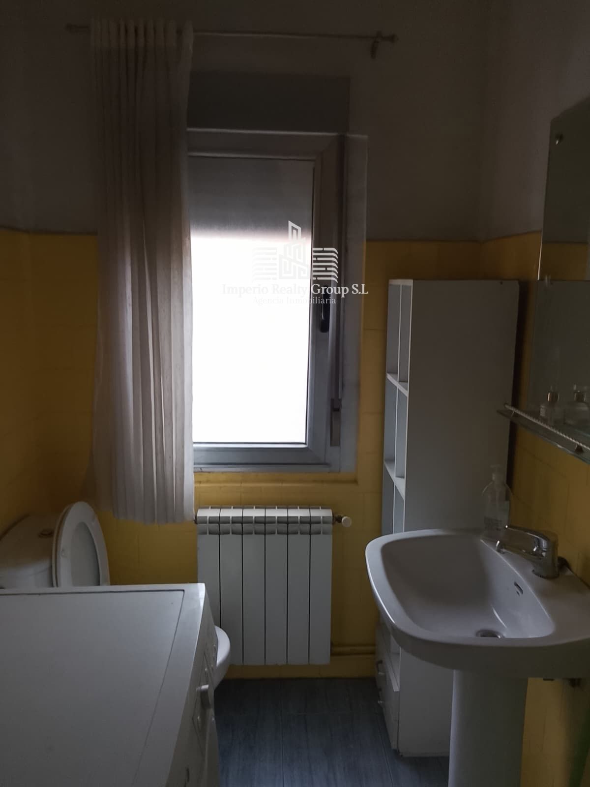 🏡 Piso de 67 m² con 3 dormitorios para reformar en Figaredo – ¡65.000 €!