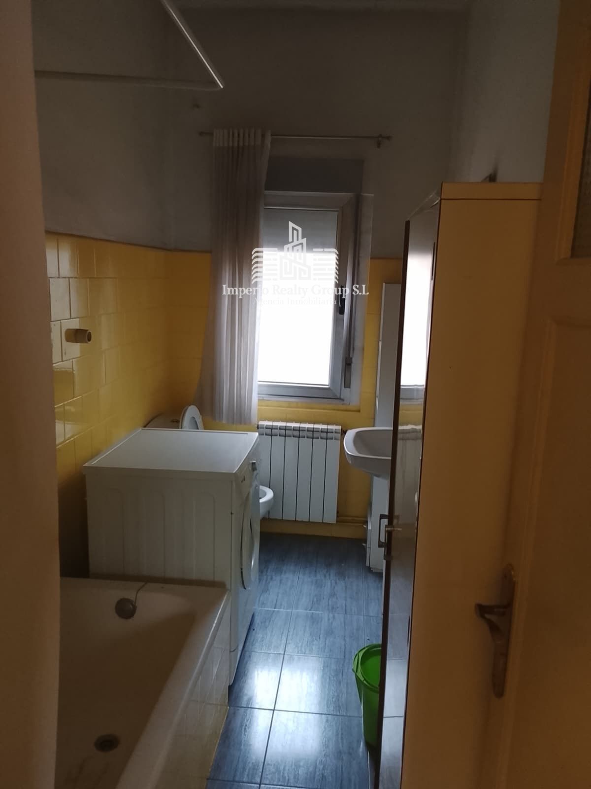 🏡 Piso de 67 m² con 3 dormitorios para reformar en Figaredo – ¡65.000 €!