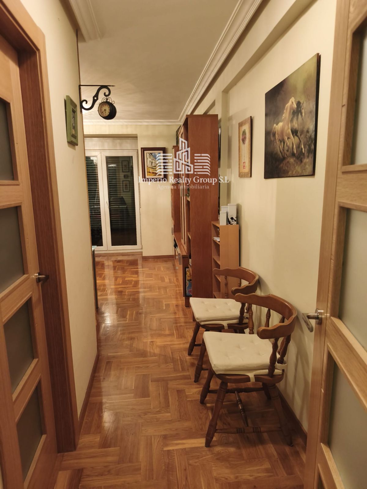 🏡 Exclusivo piso de 3 dormitorios con terraza, suelo radiante y vistas a la montaña en El Entrego