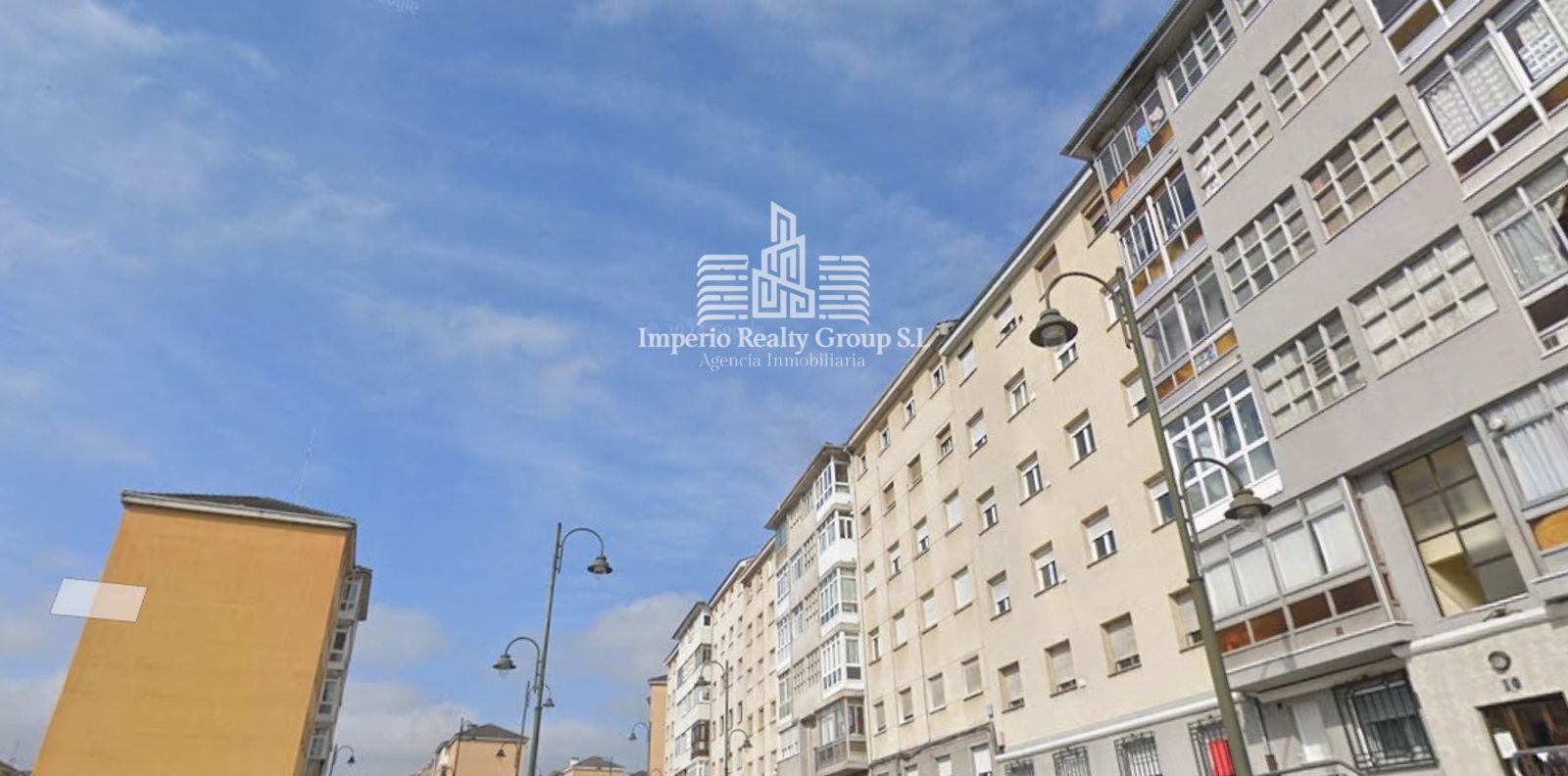 Piso bajo de 3 habitaciones con calefacción de gas en Barrio de La Luz, Avilés
