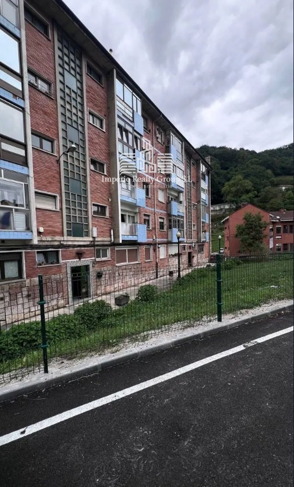🏡 Apartamento totalmente reformado de 3 dormitorios con balcón y vistas en Riosa, Asturias