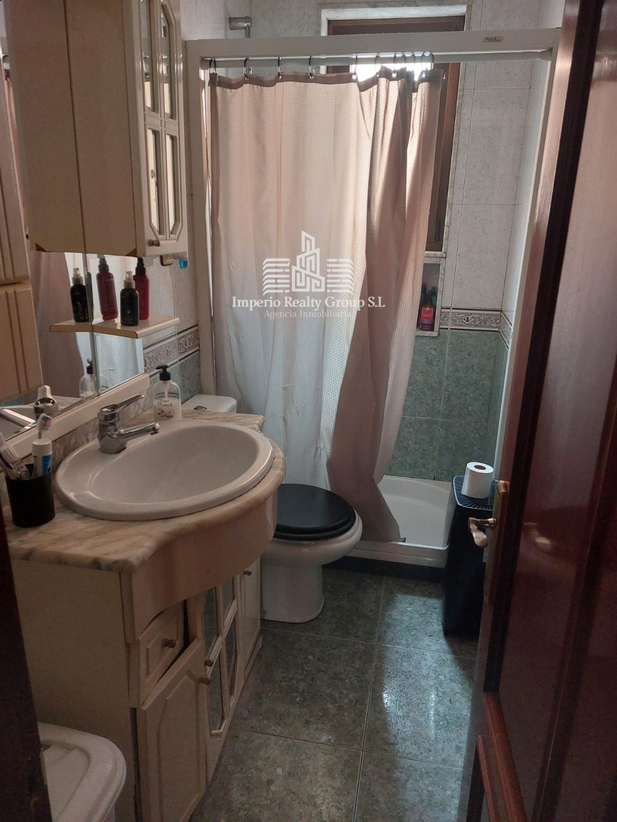 🏡 Piso de 2 habitaciones en Sotrondio por solo 65.000 €