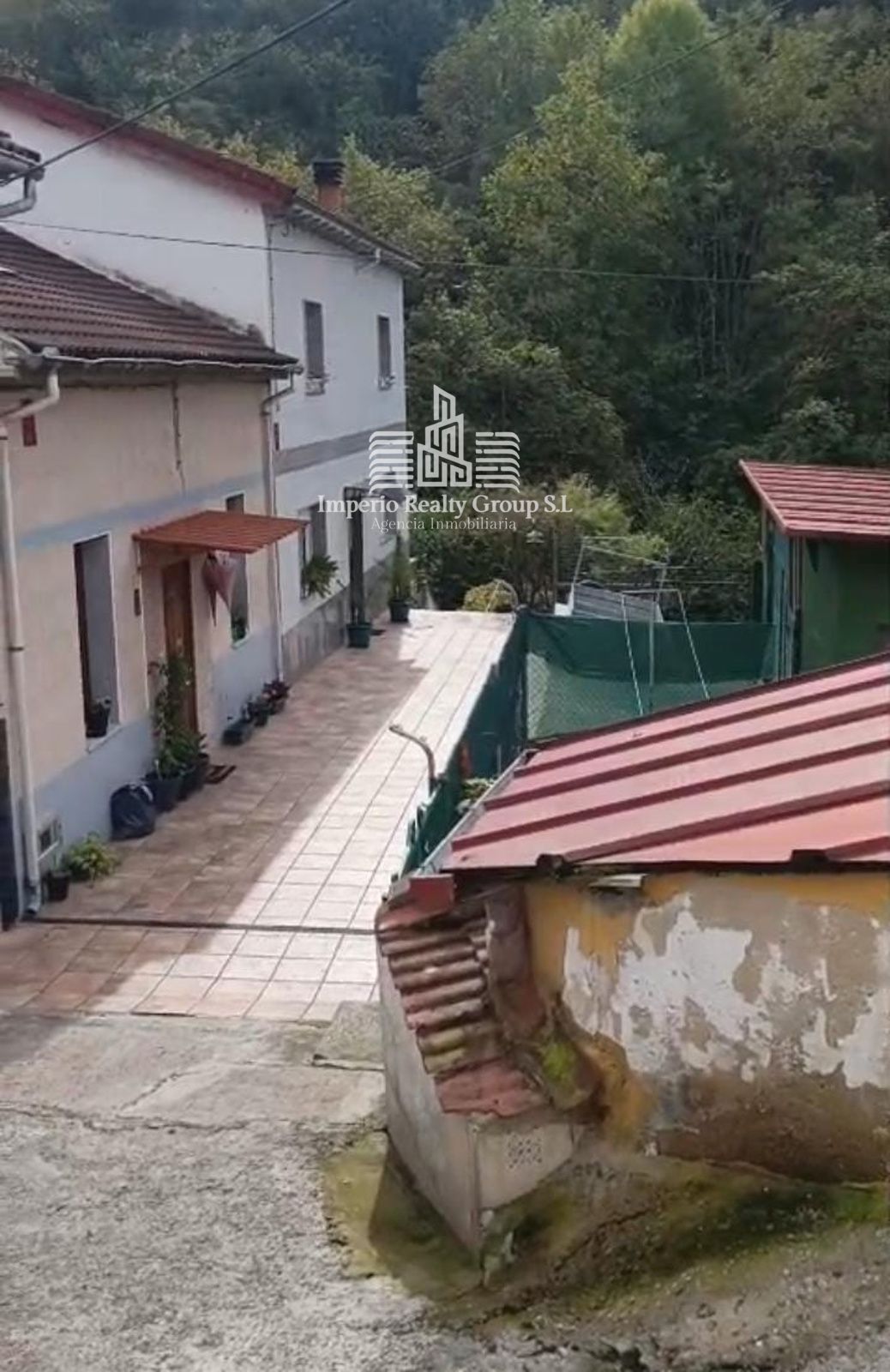 🏡 ¡Una casa con mucho potencial y mil posibilidades!