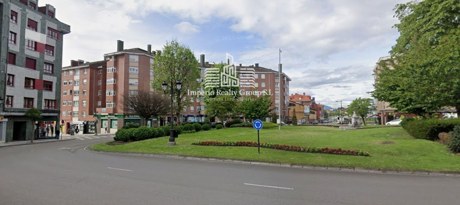 Piso de 3 habitaciones con garaje en La Corredoria, listo para entrar a vivir