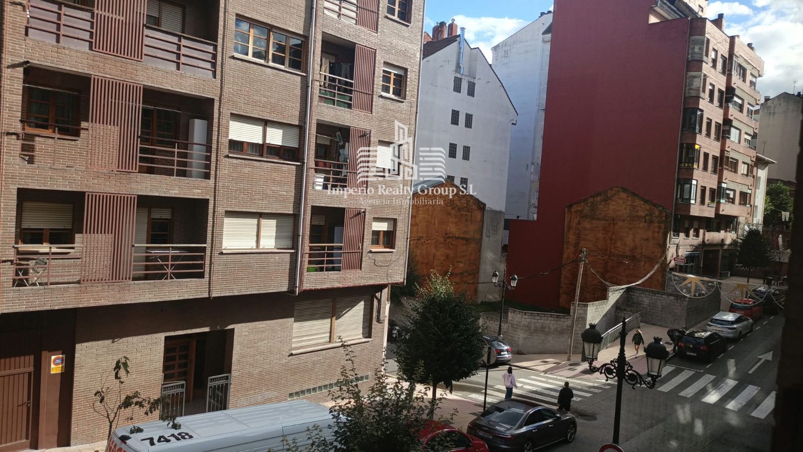  Piso de 2 habitaciones con ascensor en Oviedo