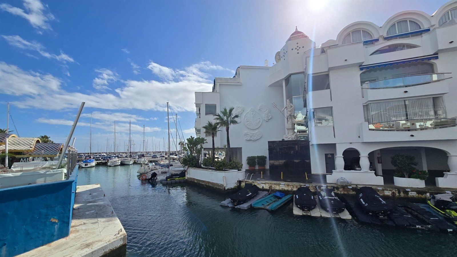 locales-comerciales en benalmadena · puerto-marina 430000€