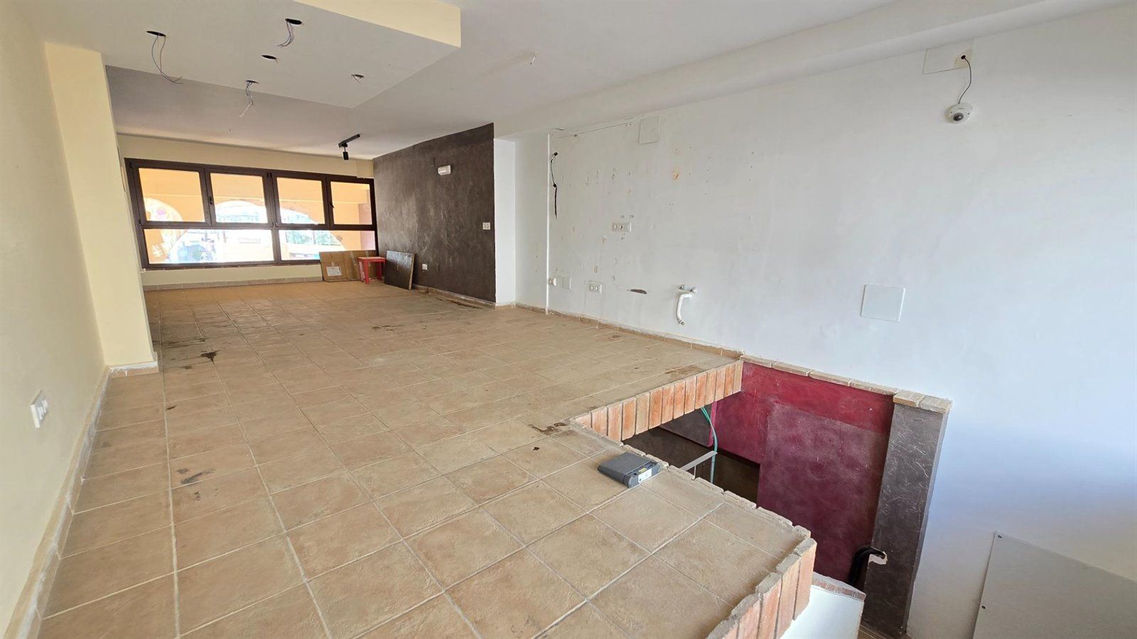 locales-comerciales en benalmadena · puerto-marina 430000€