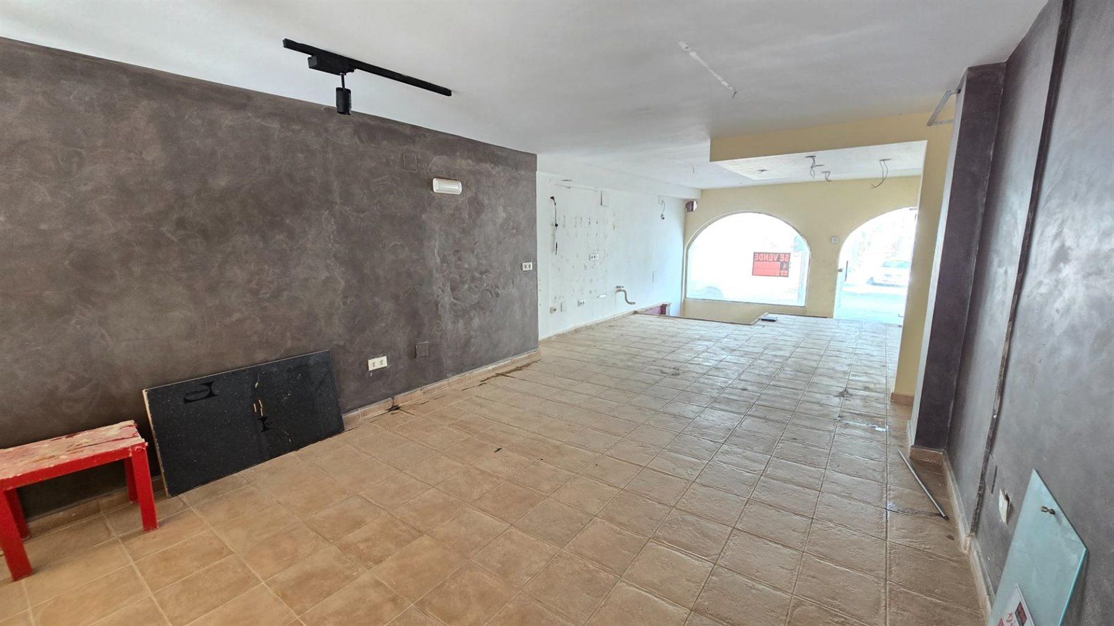 locales-comerciales en benalmadena · puerto-marina 430000€