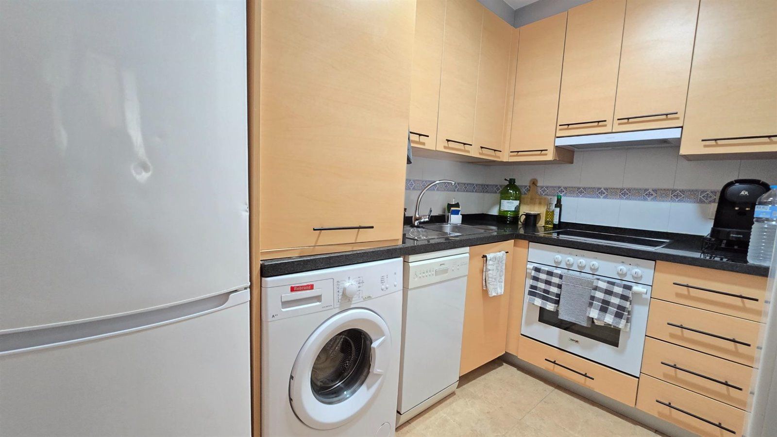 pisos en benalmadena · zona-centro-comercial-torrequebrada 259000€