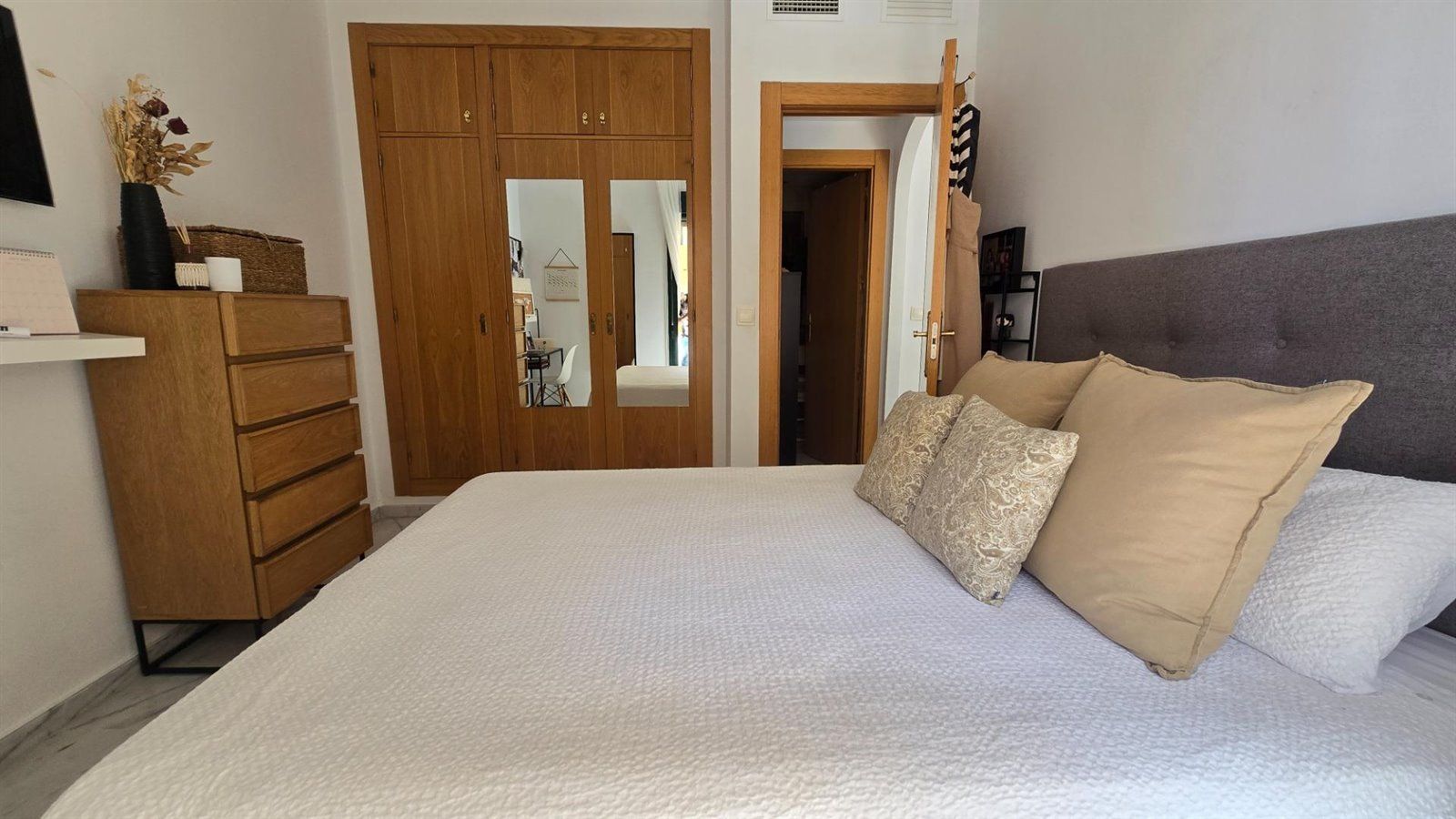 pisos en benalmadena · zona-centro-comercial-torrequebrada 259000€