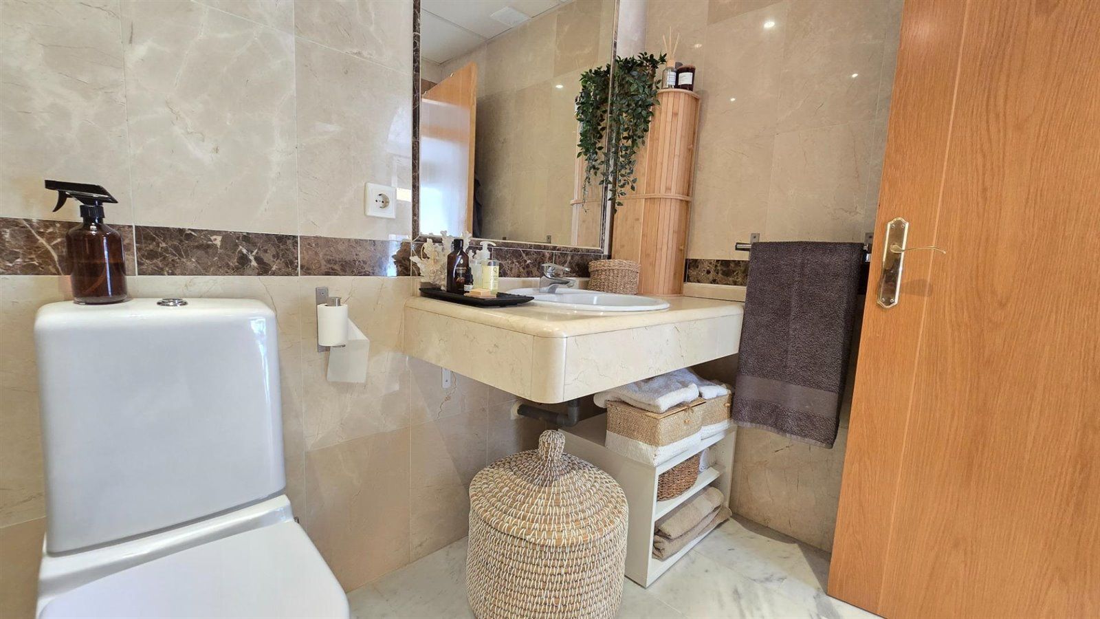 pisos en benalmadena · zona-centro-comercial-torrequebrada 259000€