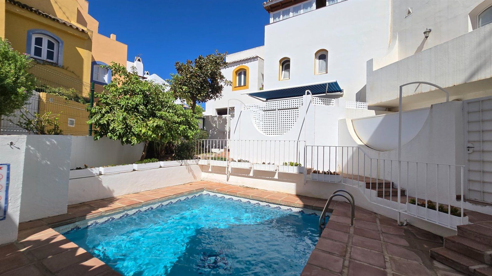 chalet en marbella · rodeo-alto-guadaiza-la-campana 495000€