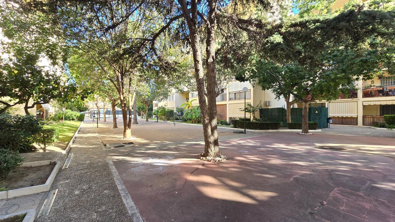 pisos en benalmadena · arroyo-de-la-miel 345000€