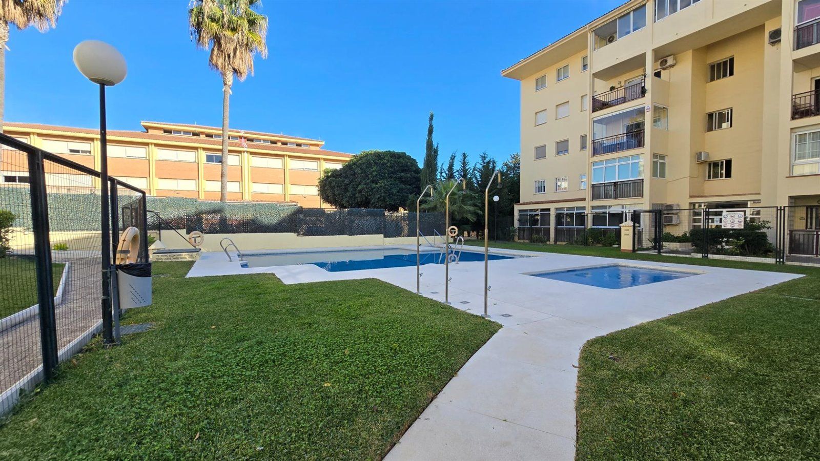 pisos en benalmadena · arroyo-de-la-miel 345000€