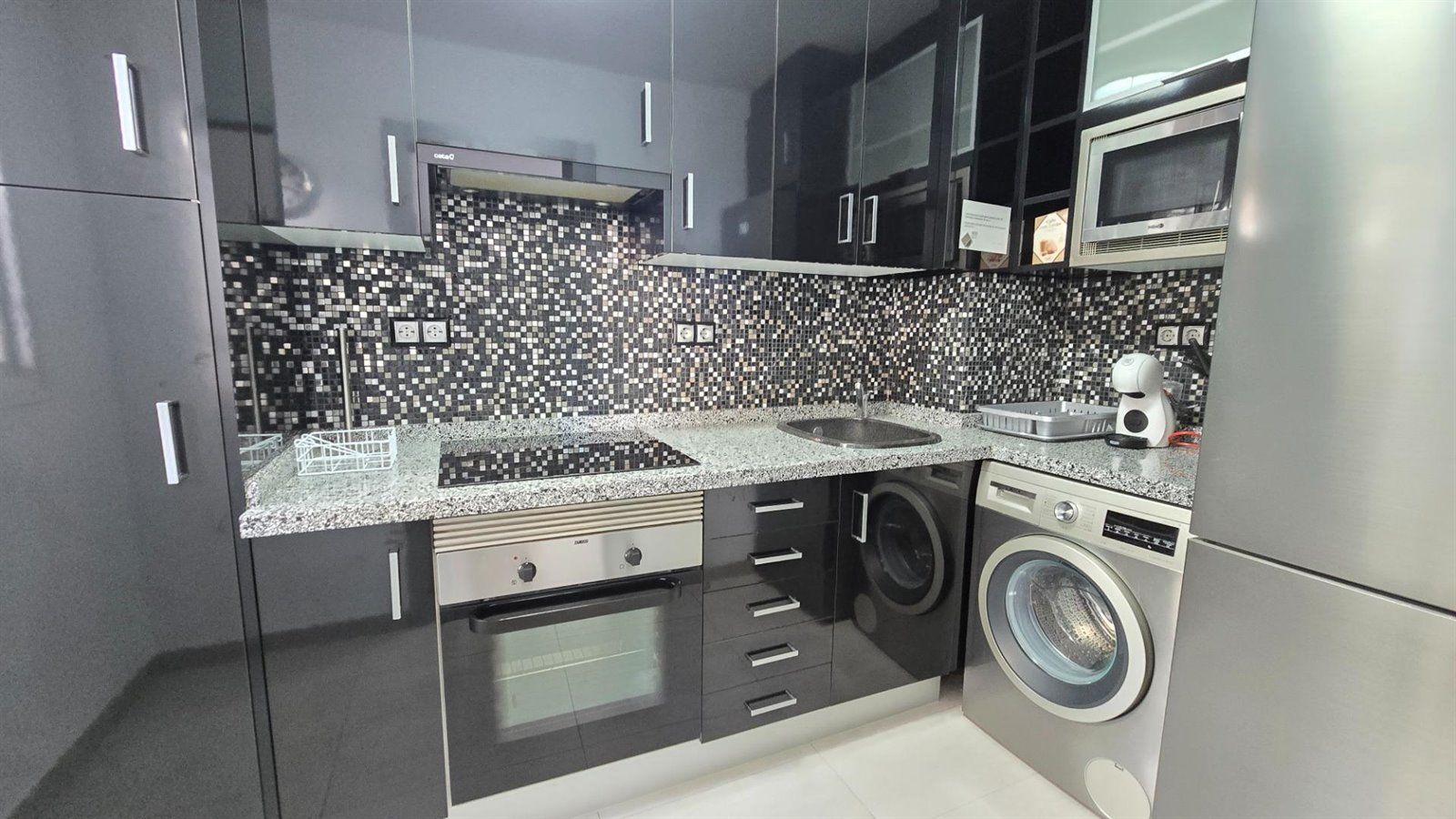 pisos en torremolinos · la-carihuela 438000€