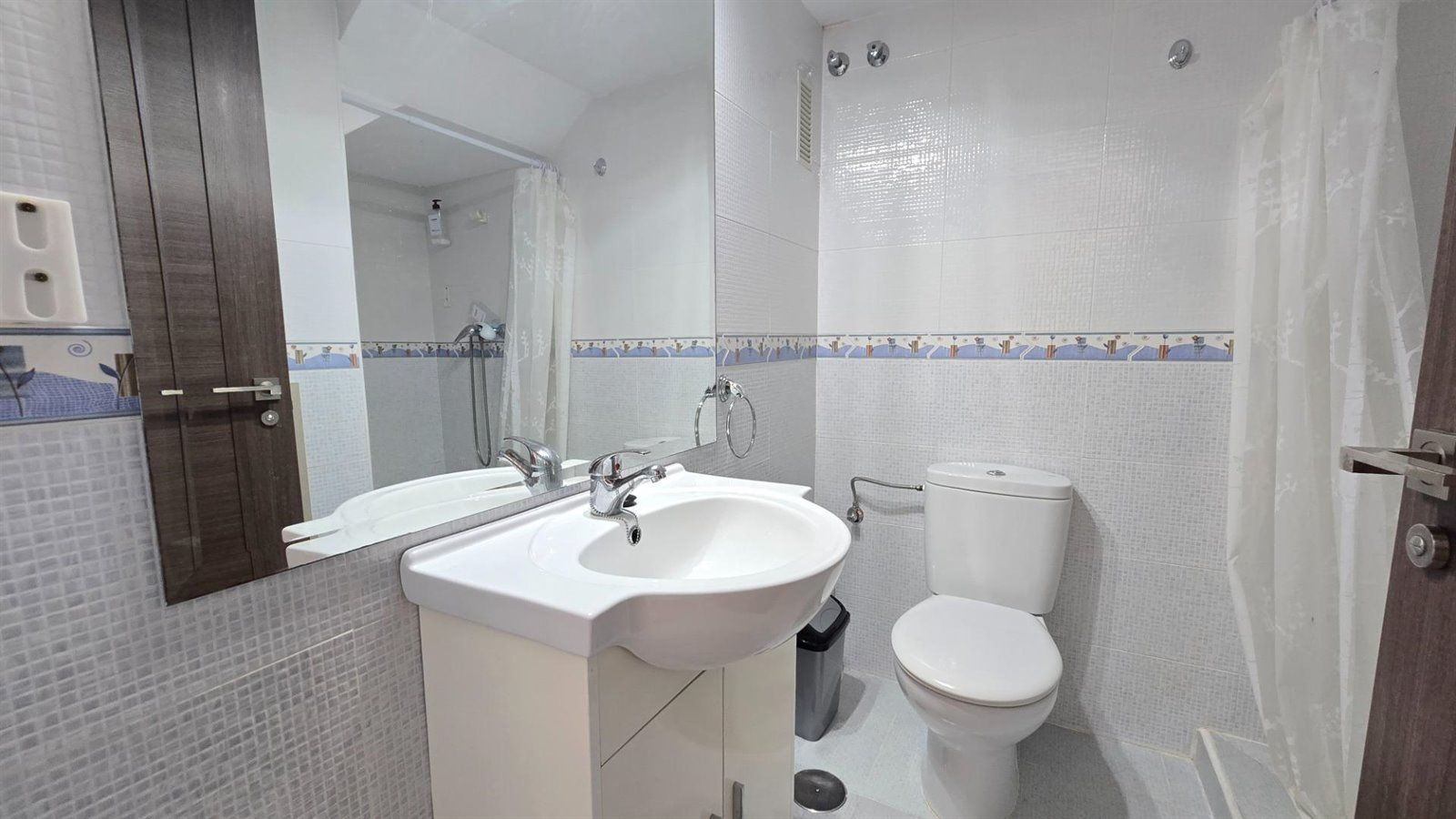 pisos en torremolinos · la-carihuela 438000€