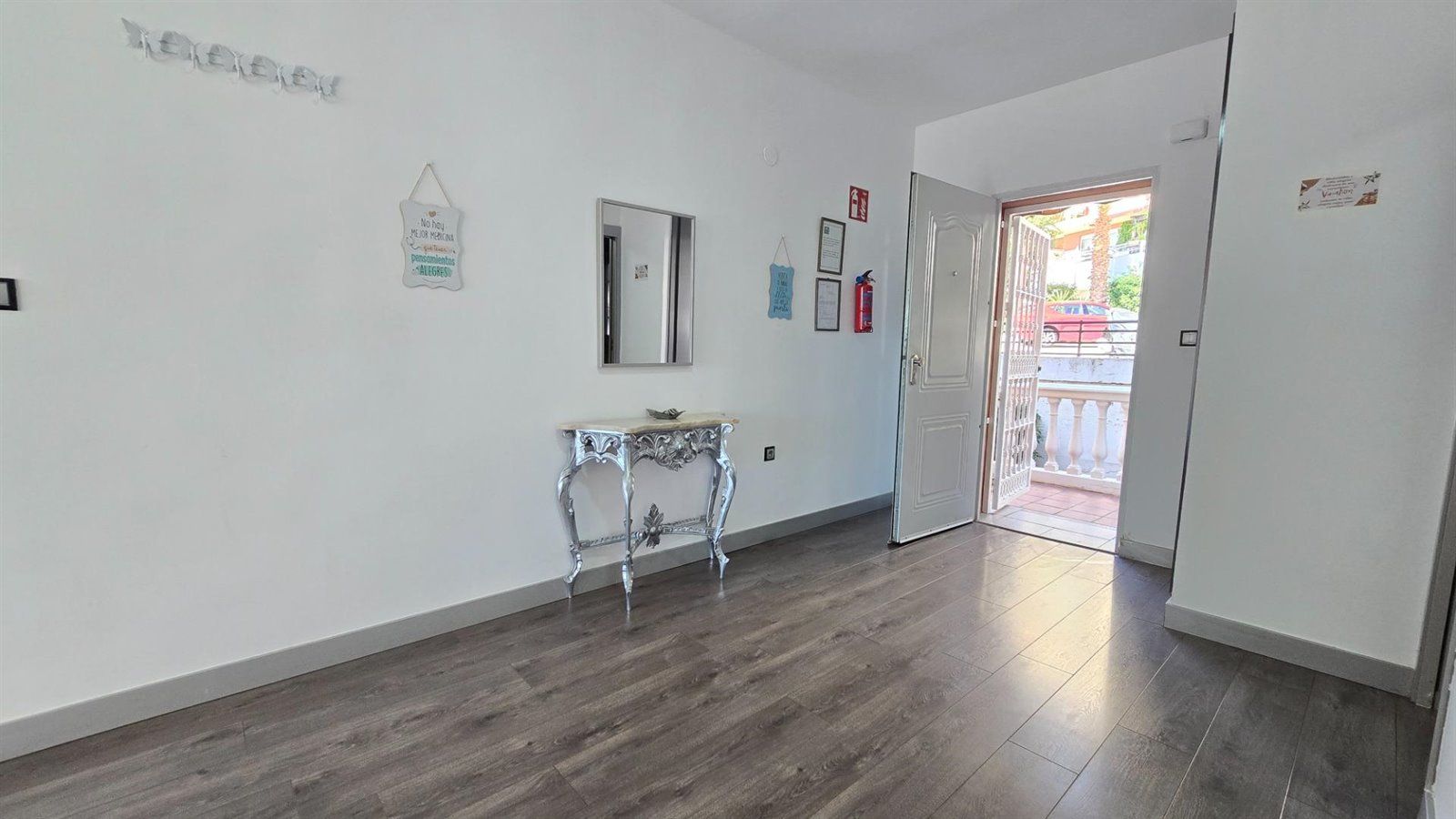 pisos en torremolinos · la-carihuela 438000€