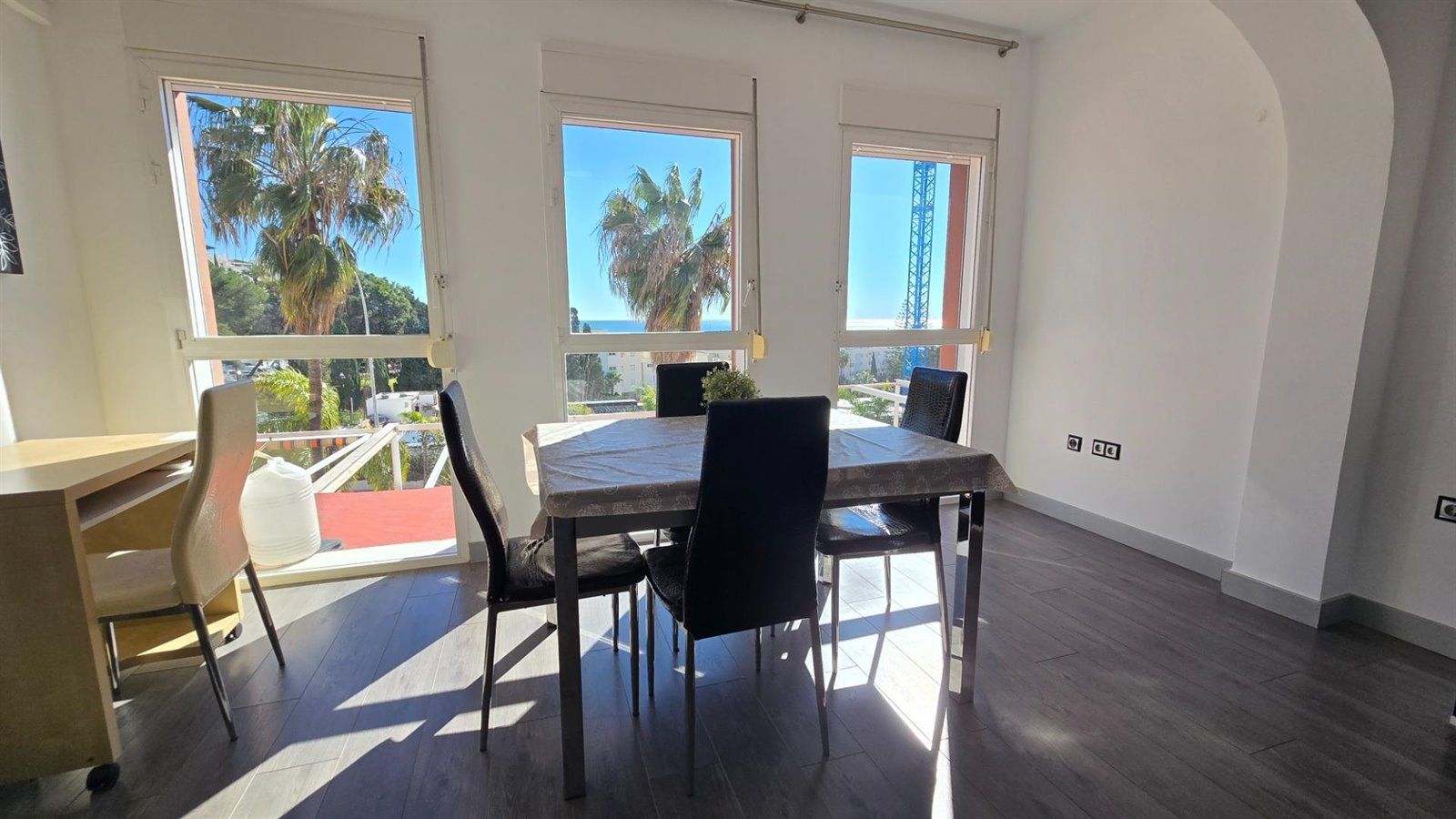 pisos en torremolinos · la-carihuela 438000€