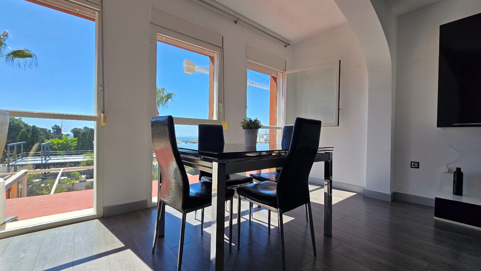 pisos en torremolinos · la-carihuela 400000€