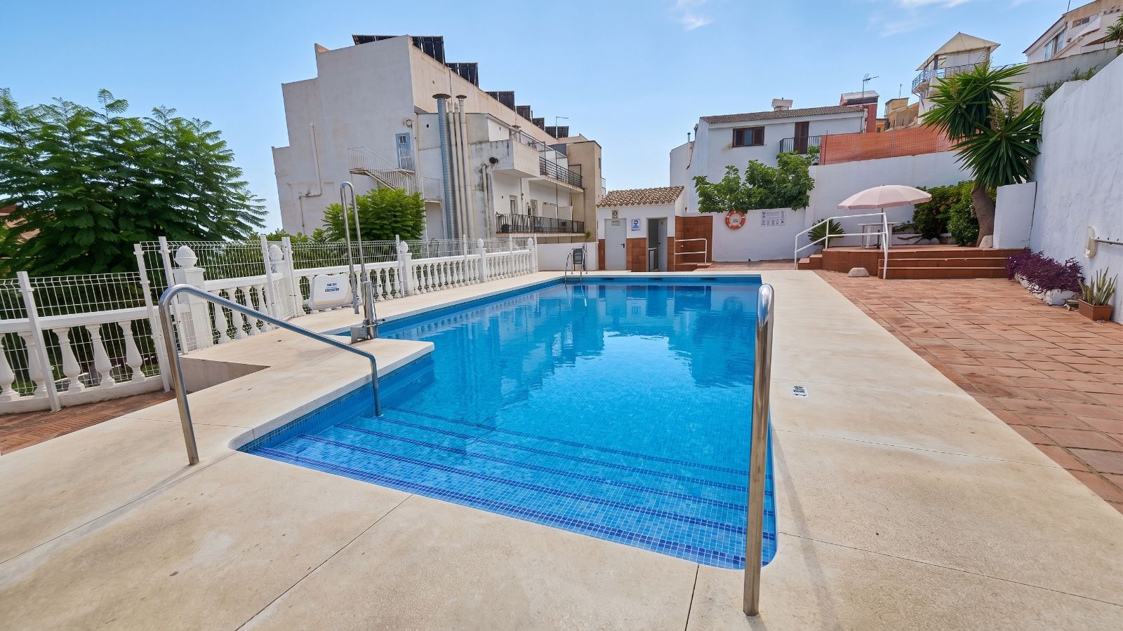 pisos en torremolinos · la-carihuela 385000€