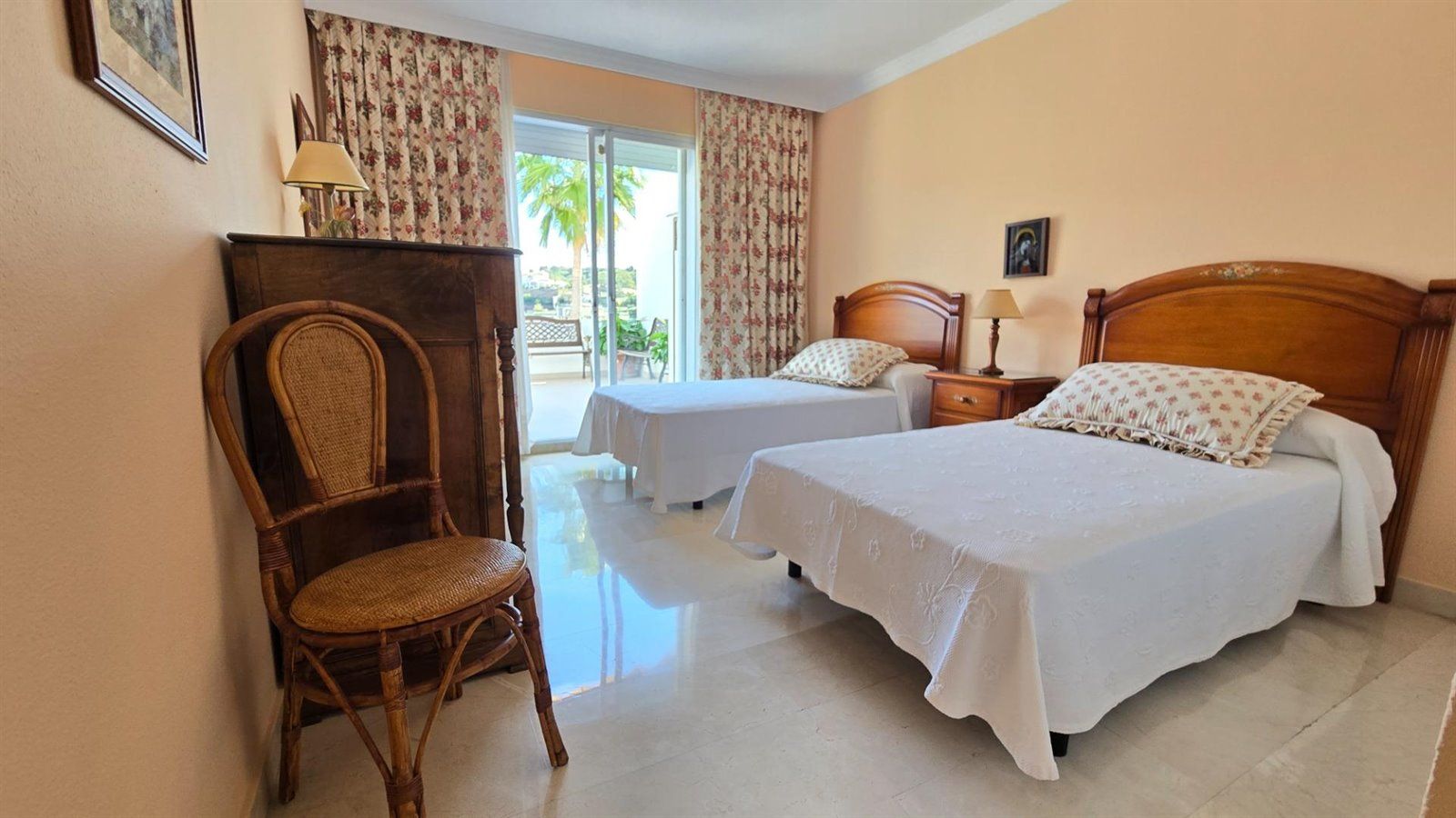 pisos en benahavis · la-quinta 610000€