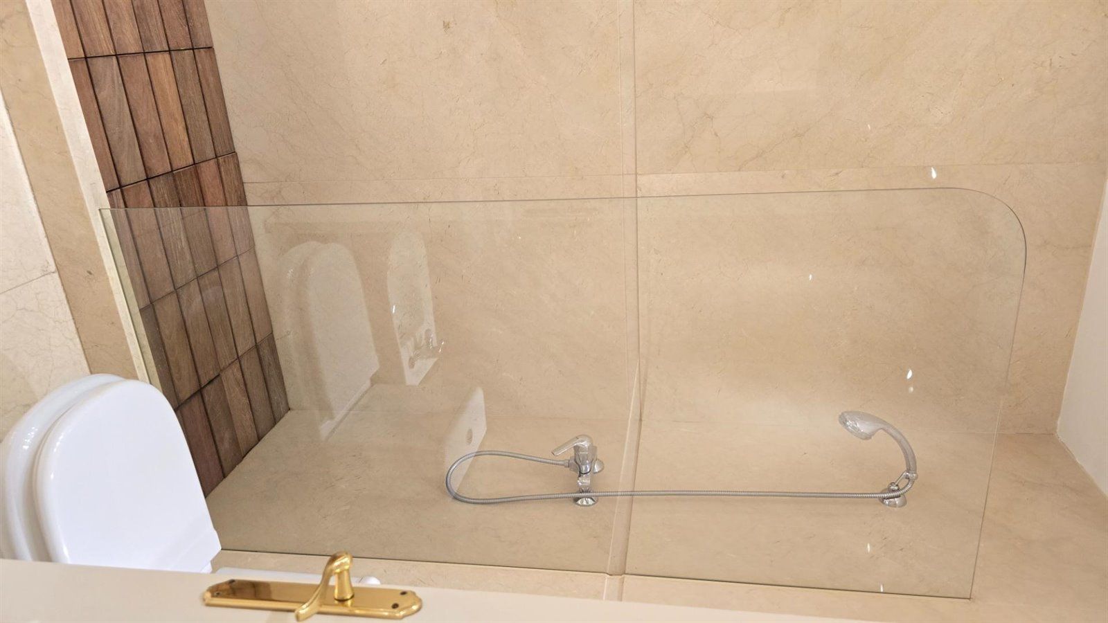 pisos en benahavis · la-quinta 610000€