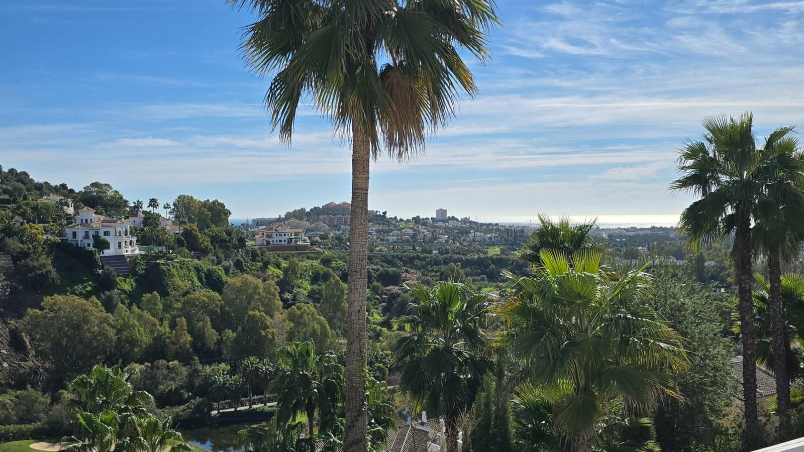 pisos en benahavis · la-quinta 610000€