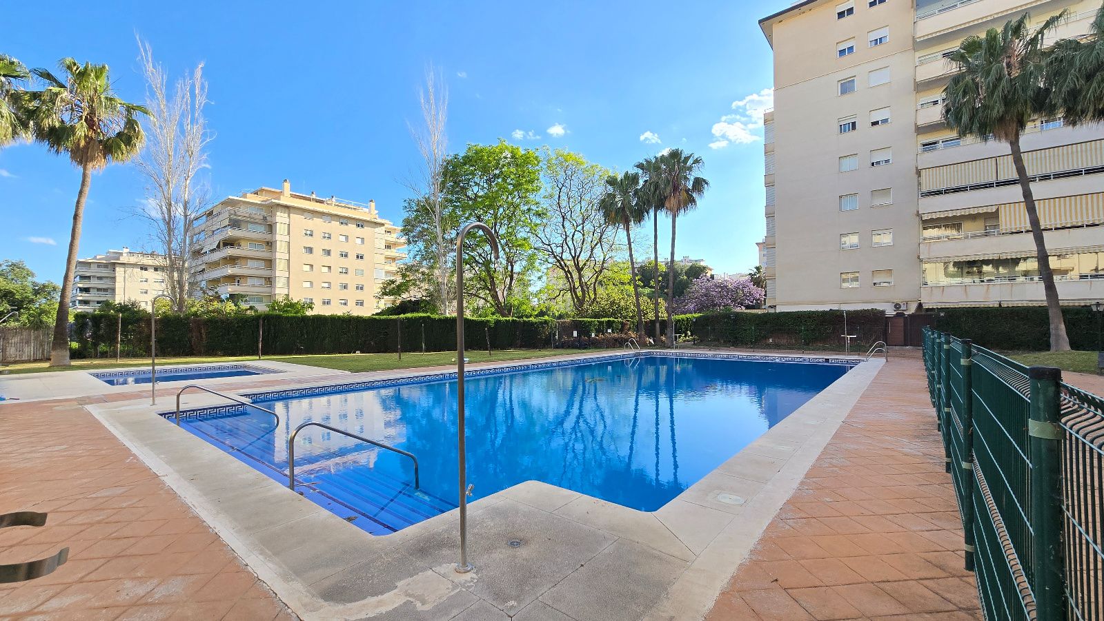 pisos en benalmadena · arroyo-de-la-miel 370000€