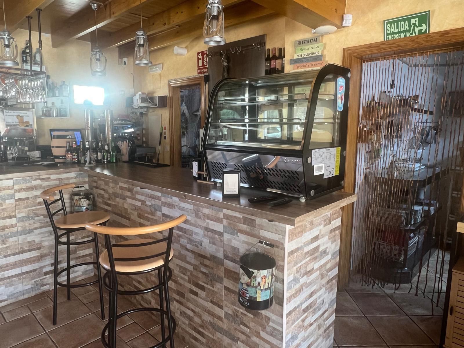 locales-comerciales en oliva ·  350000€