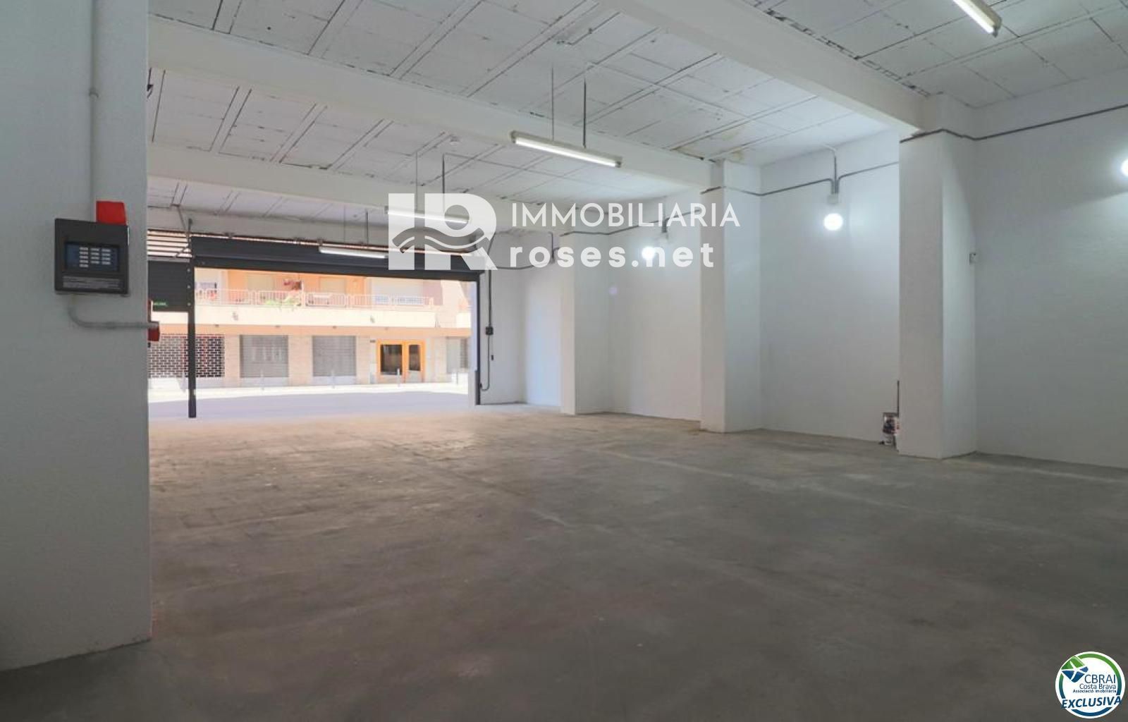 Geschäftsraum zu verkaufen Figueres, Girona. Ref: 3621. Immo roses.net