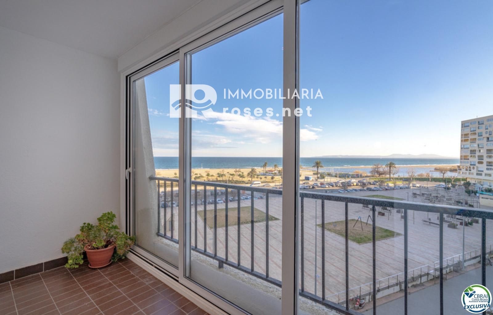 Flat - Apartment for sale Empuriabrava, Girona. Ref: 3673. Immo roses.net