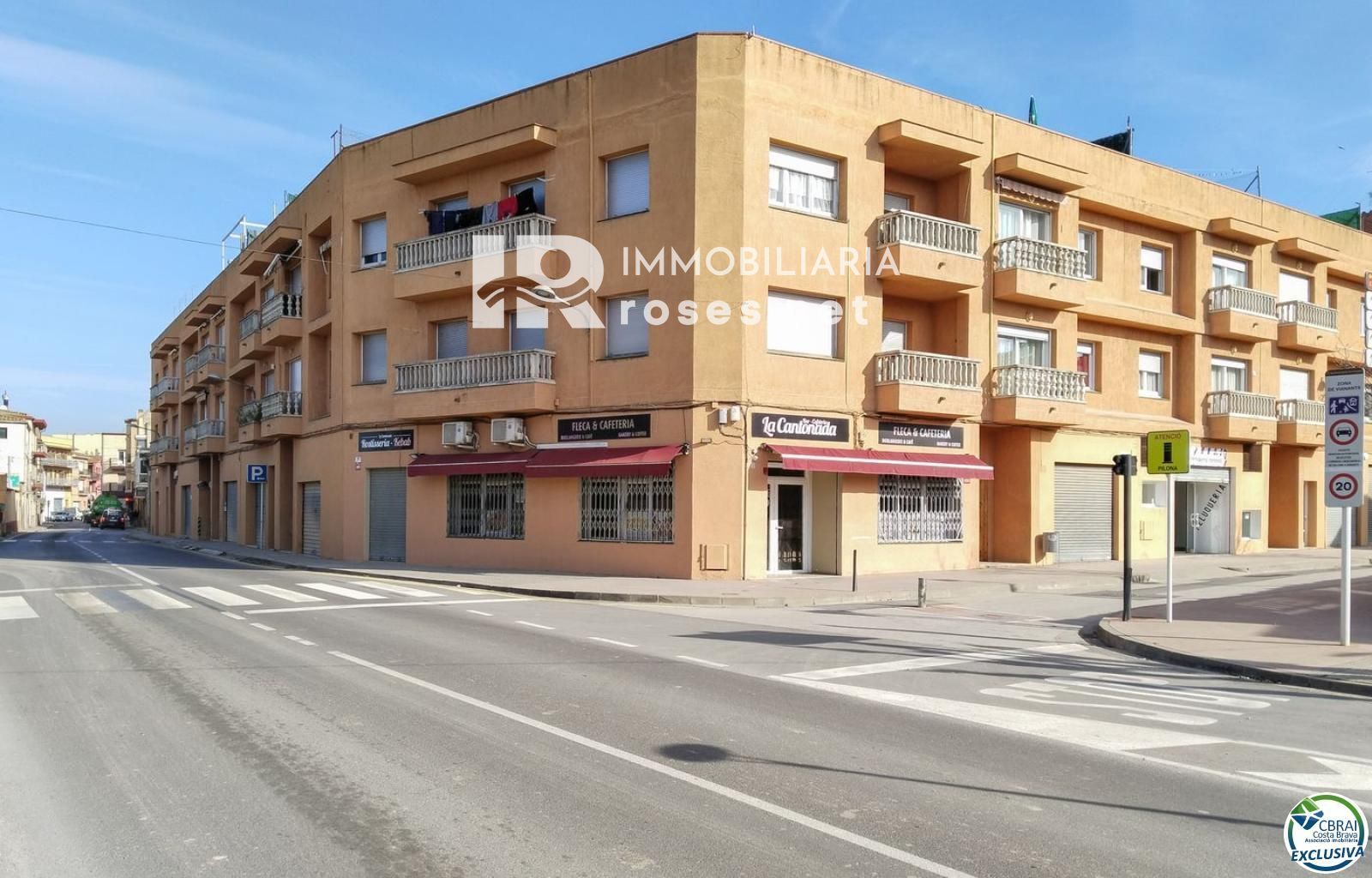 Local Comercial en venta Sant Pere Pescador, Girona. Ref: 3774. Immo roses.net