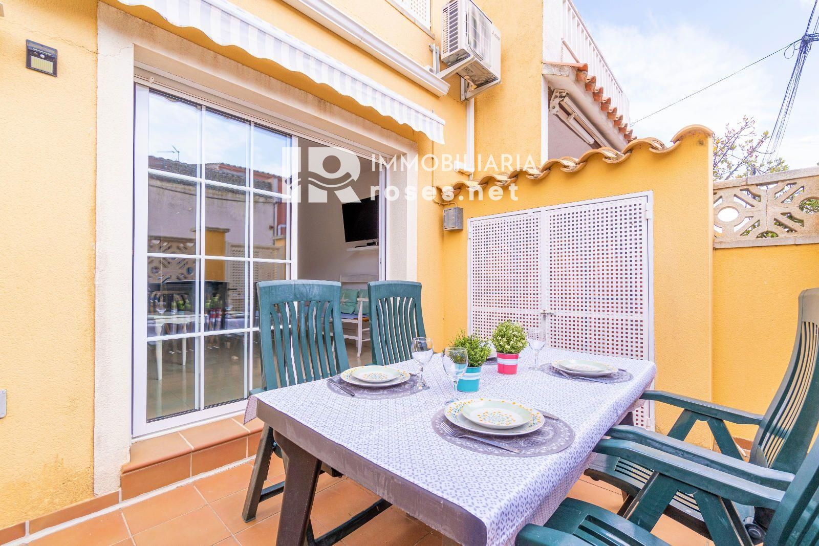 Adosado en venta Empuriabrava, Girona. Ref: 3890. Immo roses.net