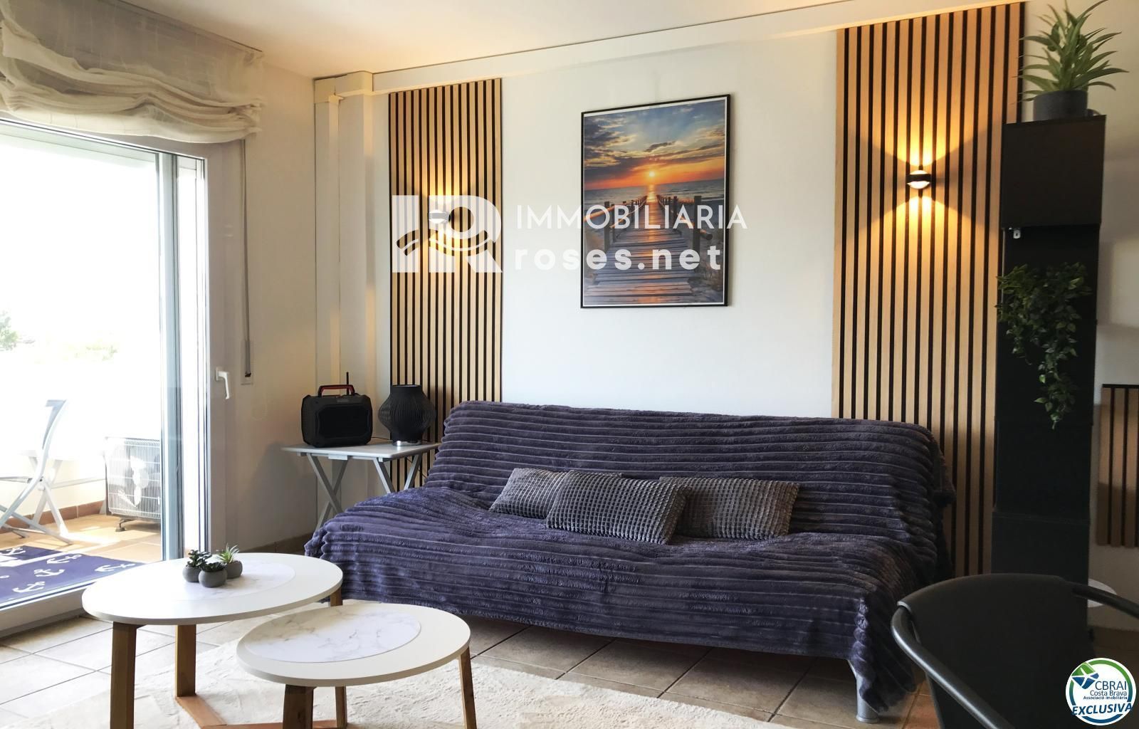 Apartamento de 3 habitaciones con piscina y aparcamiento privado en Santa Margarita Roses