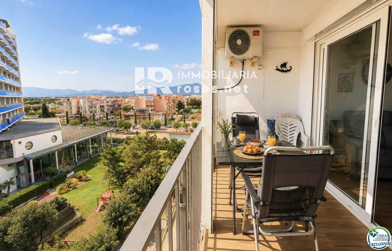 Apartamento totalmente reformado a 100 metros de la playa con Licencia Turistica