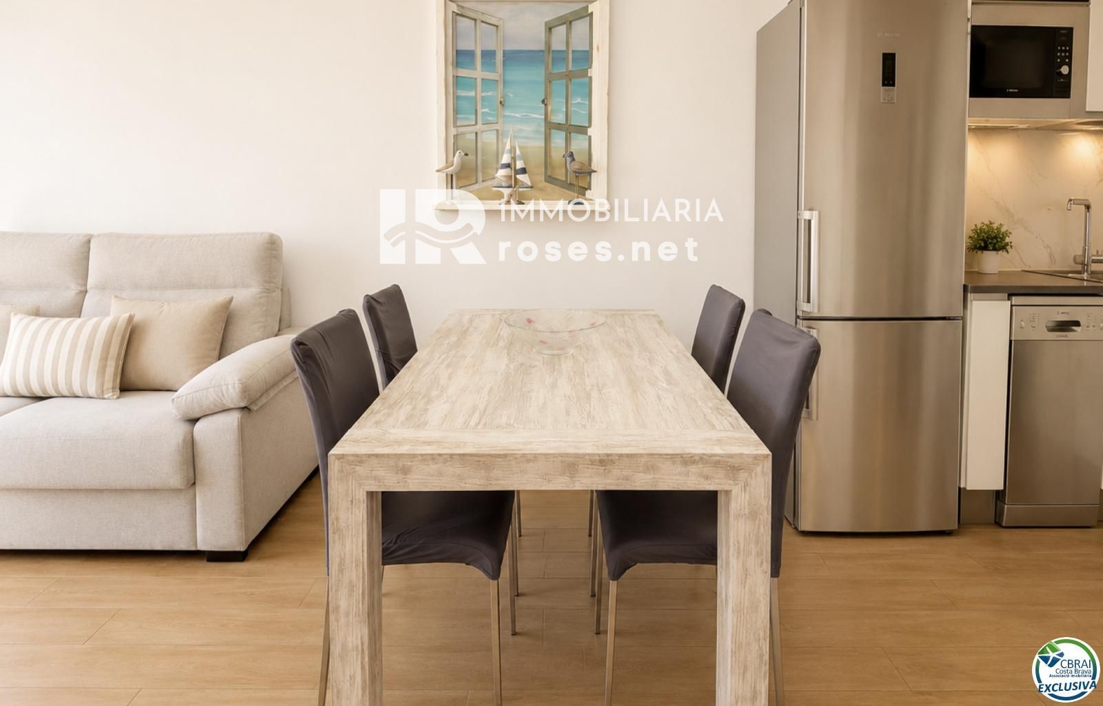 Apartamento totalmente reformado a 100 metros de la playa con Licencia Turistica