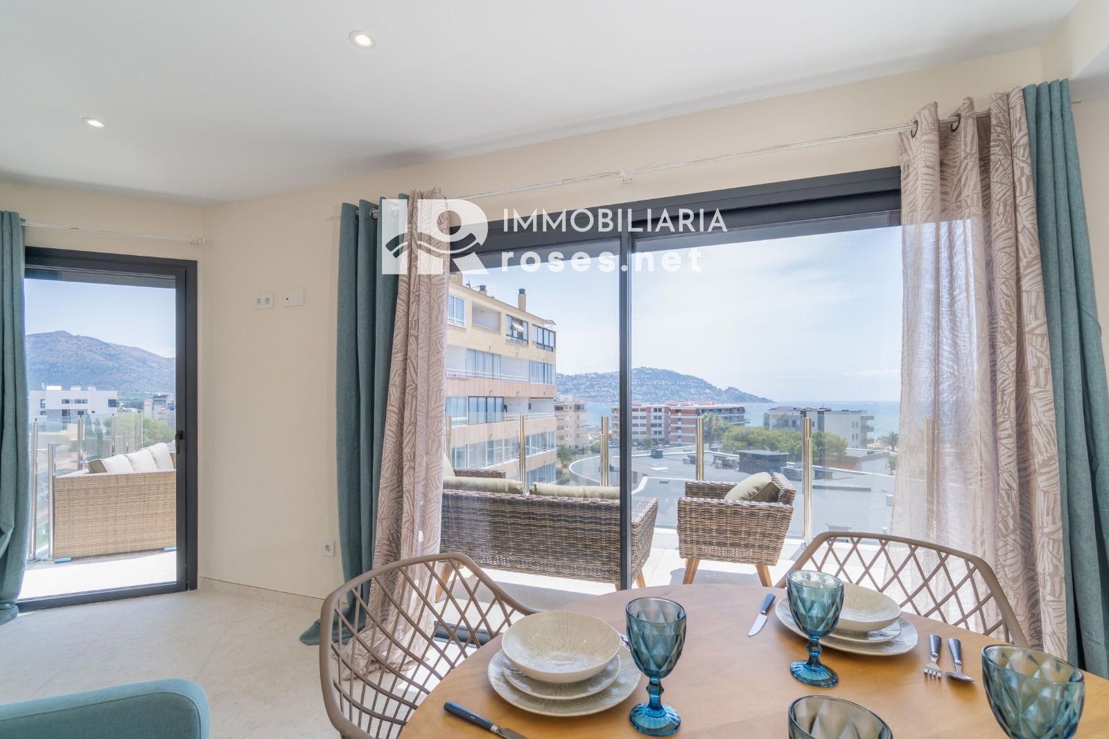 Neubau-Penthouse mit großer Terrasse und Meerblick - Foto 10